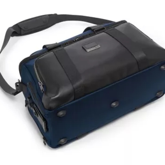 Tumi McCoy - Picture 4 of 6